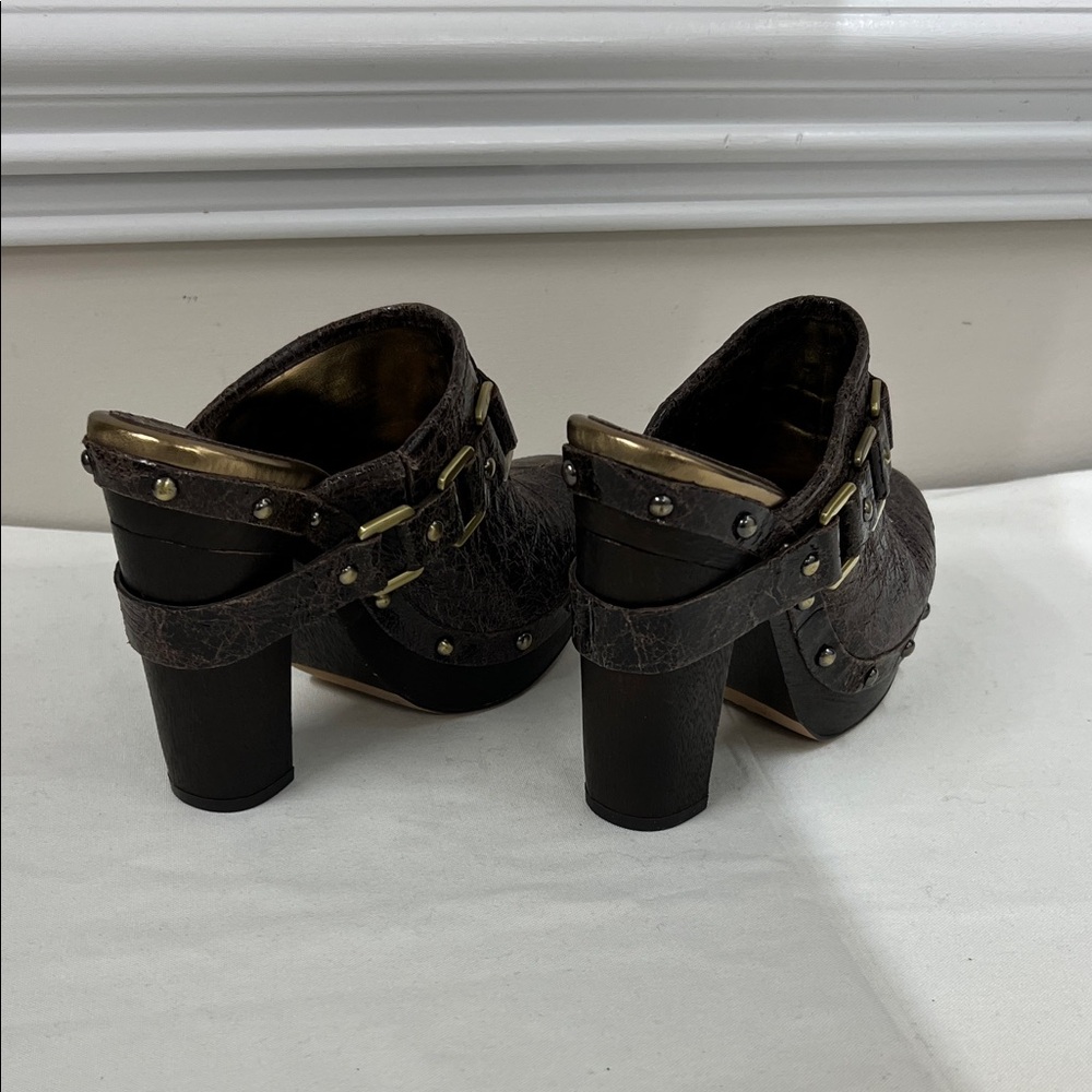 Vince Camuto Brown Leather Studded Mules size 6 6B heel 5” new no box - Picture 2 of 6